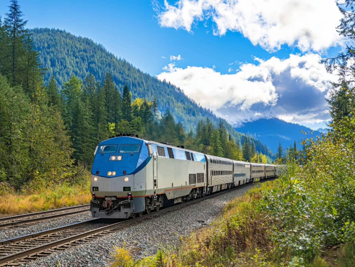 Difference Between Train And Locomotive